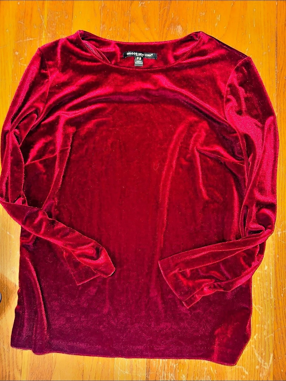 Briggs New York Long Sleeve Velvet Top in Red fall winter holiday Christmas NYE
